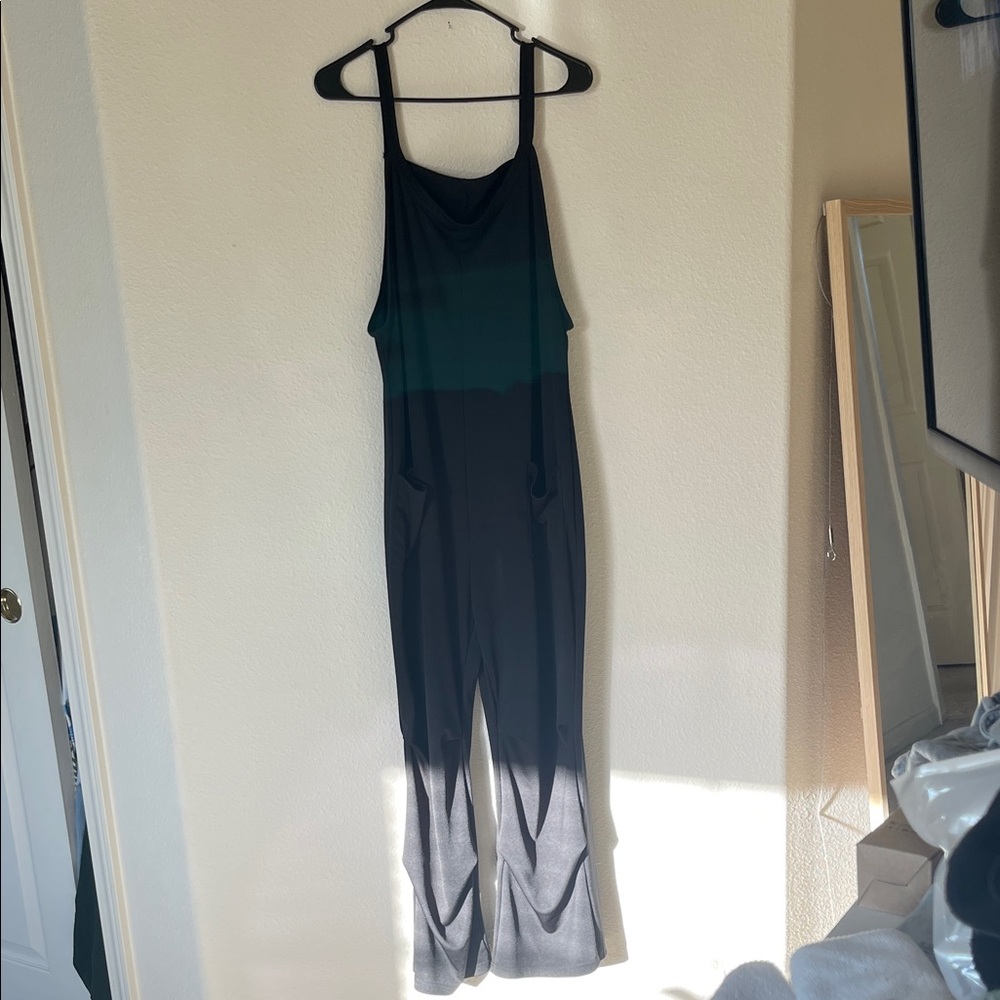SHEIN Black Sleeveless Jumpsuit